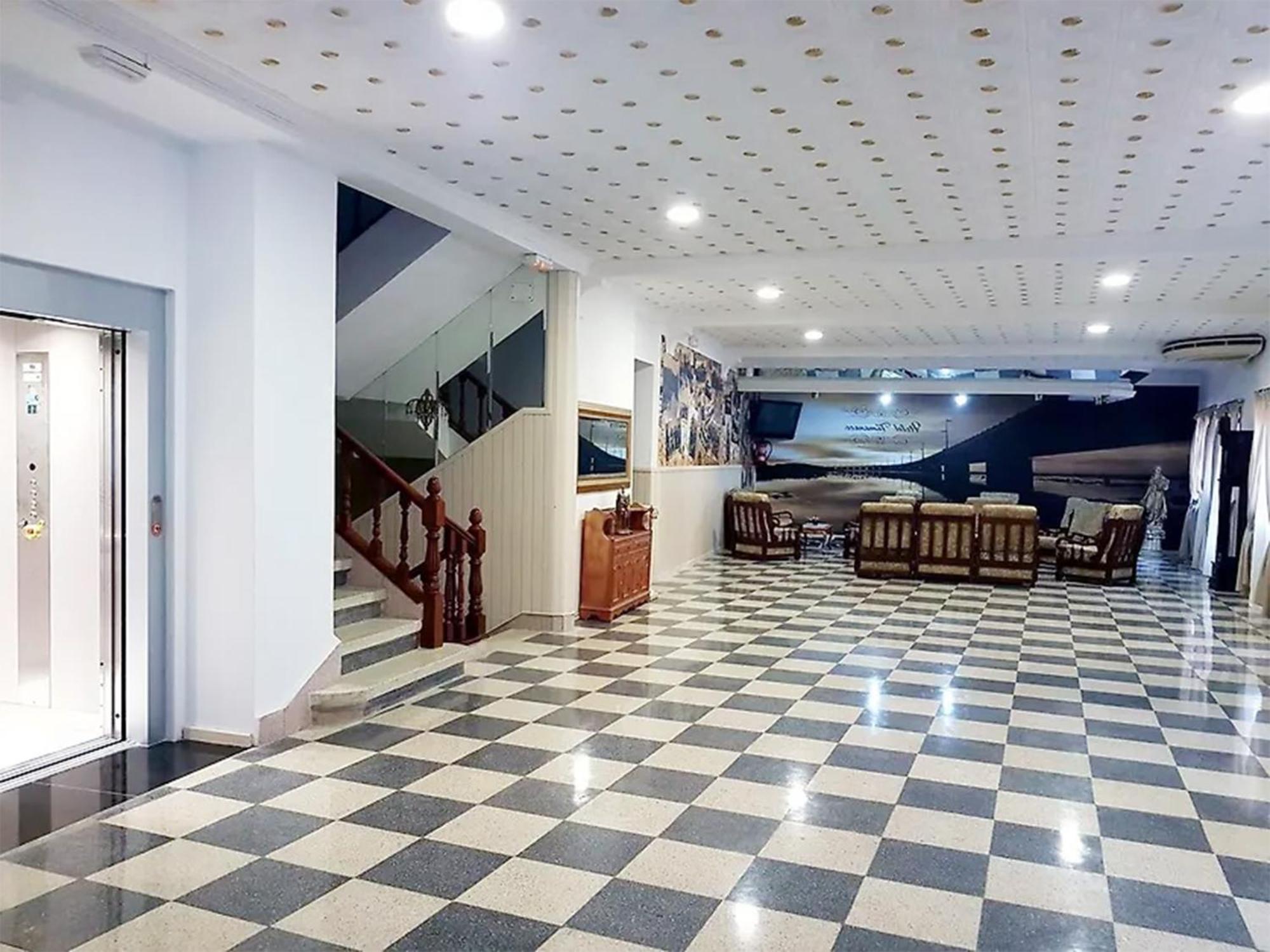 Complejo Tamanaco Illa De Arousa 3000 Ngoại thất bức ảnh