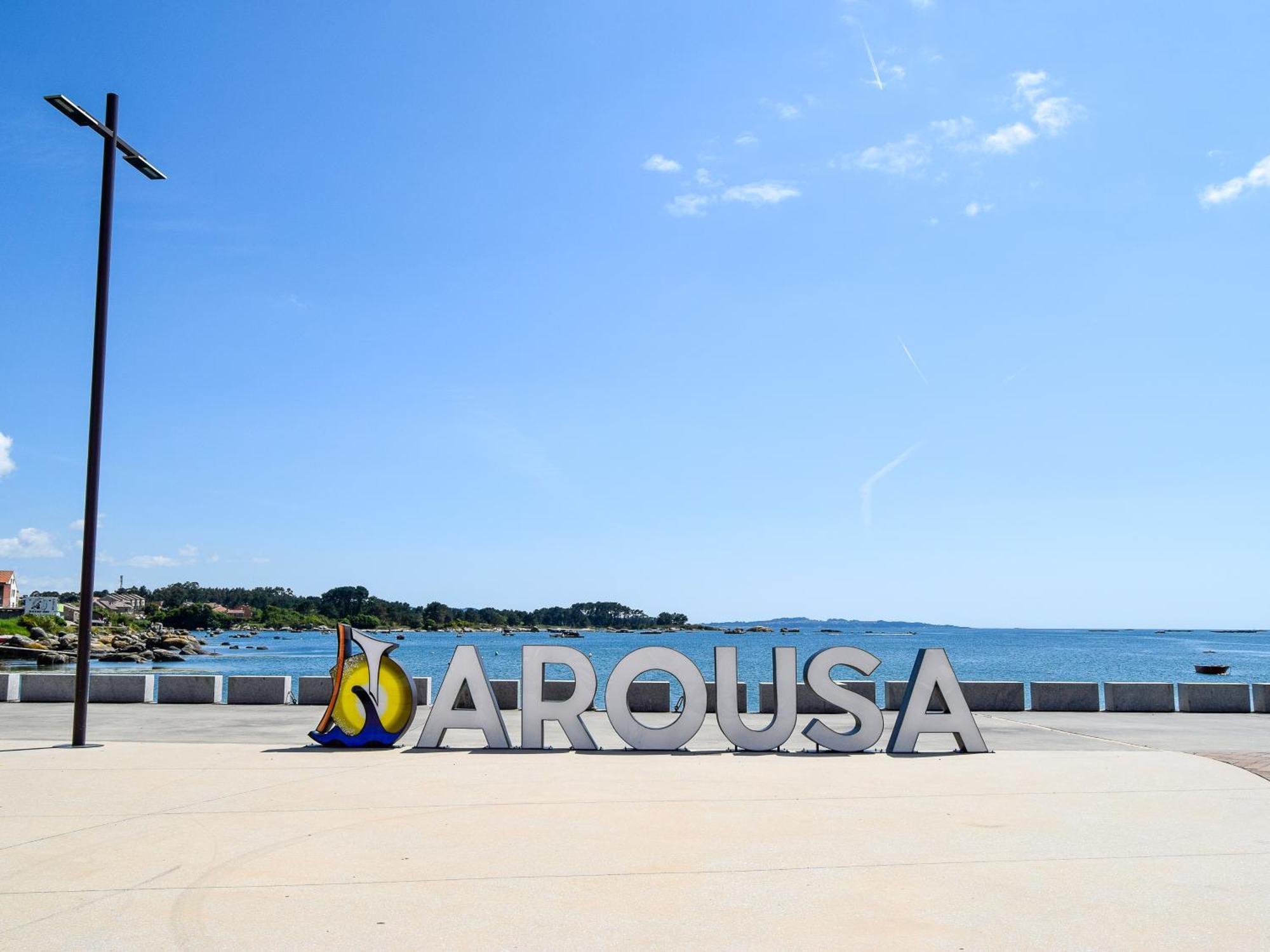 Complejo Tamanaco Illa De Arousa 3000 Ngoại thất bức ảnh