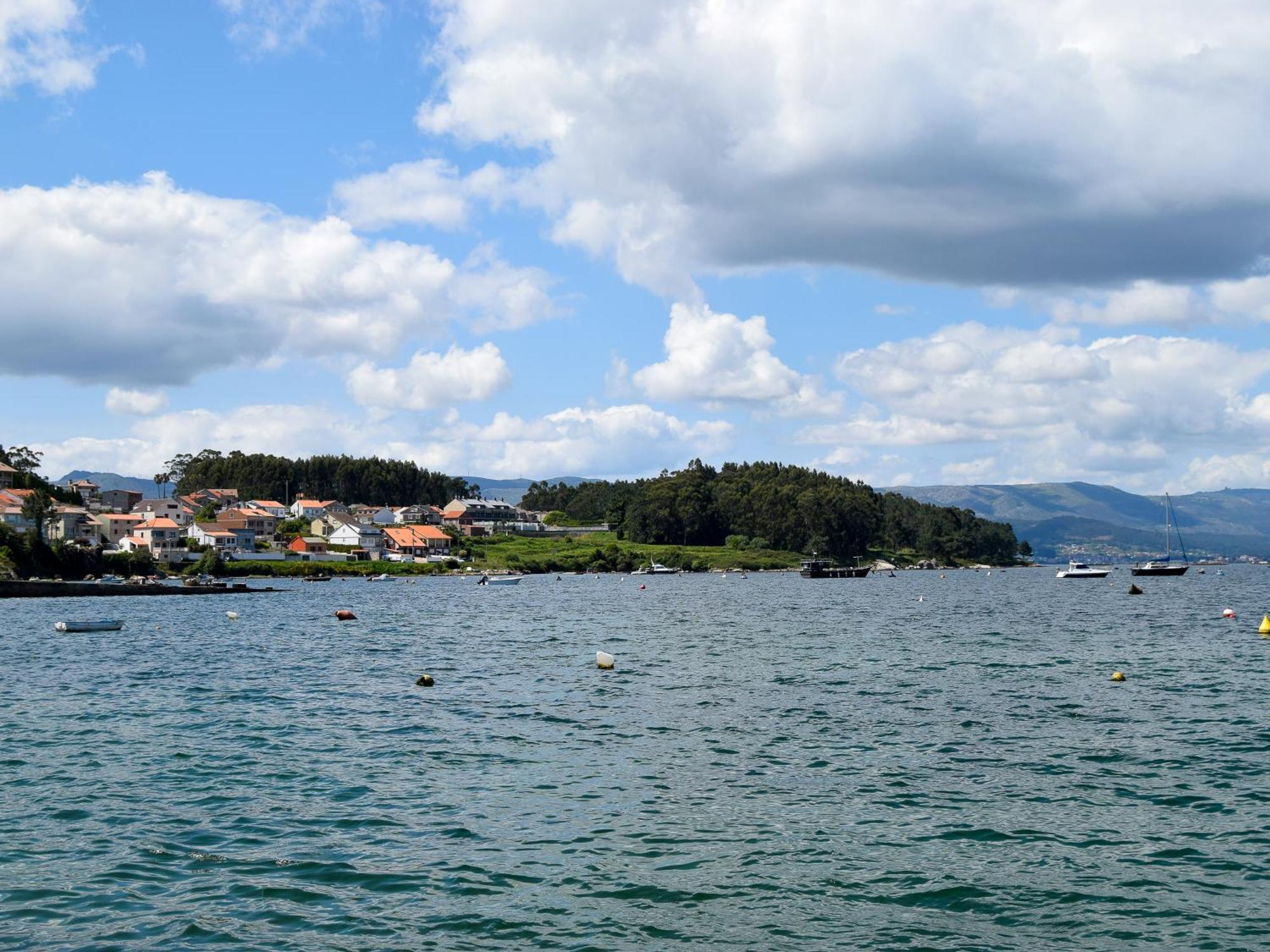 Complejo Tamanaco Illa De Arousa 3000 Ngoại thất bức ảnh