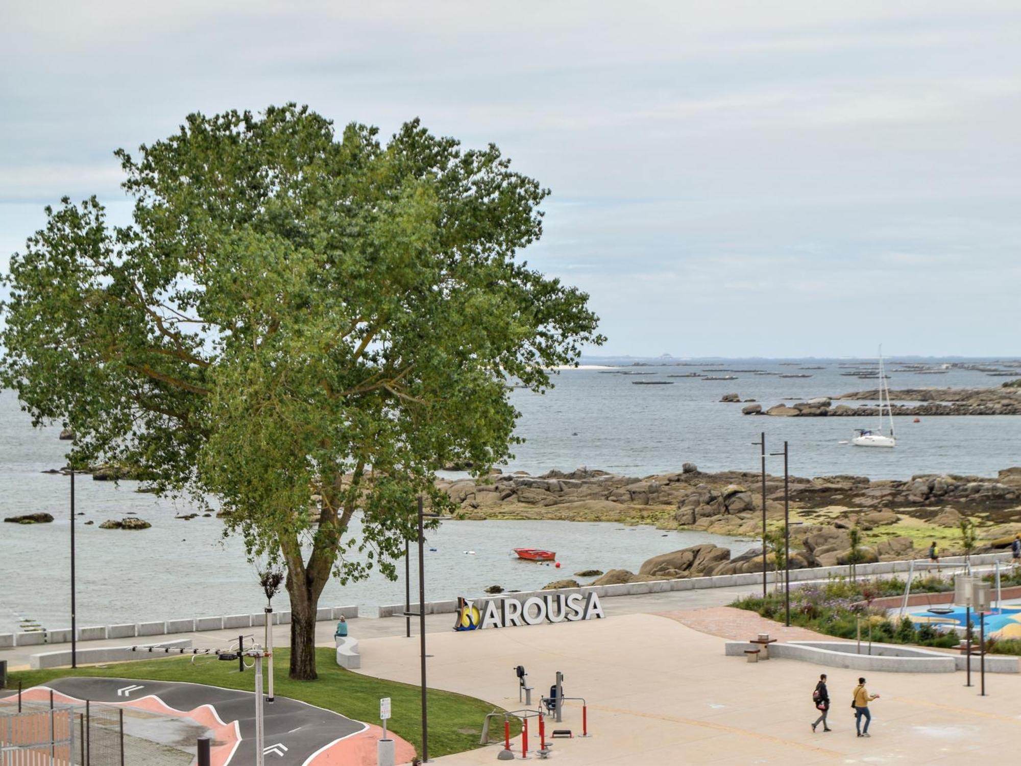 Complejo Tamanaco Illa De Arousa 3000 Ngoại thất bức ảnh